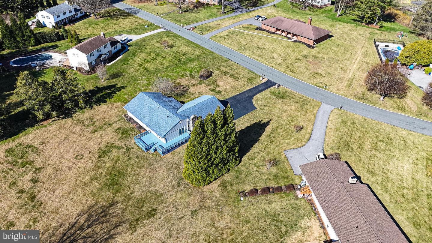14005 Foxland Road photo 56