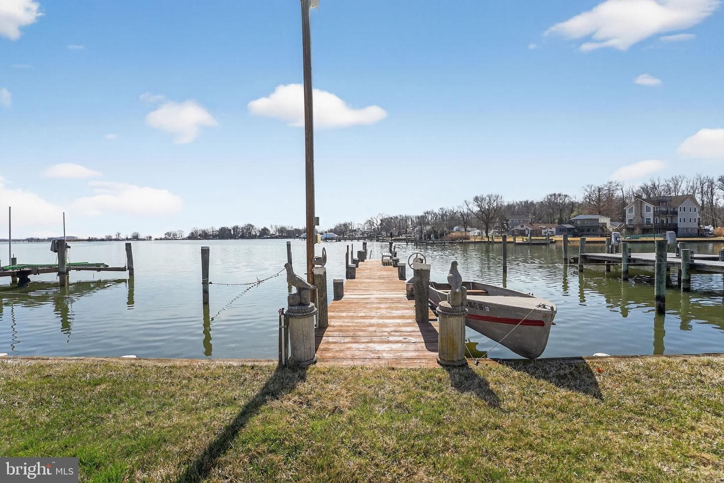 1347 S Seneca Road photo 13