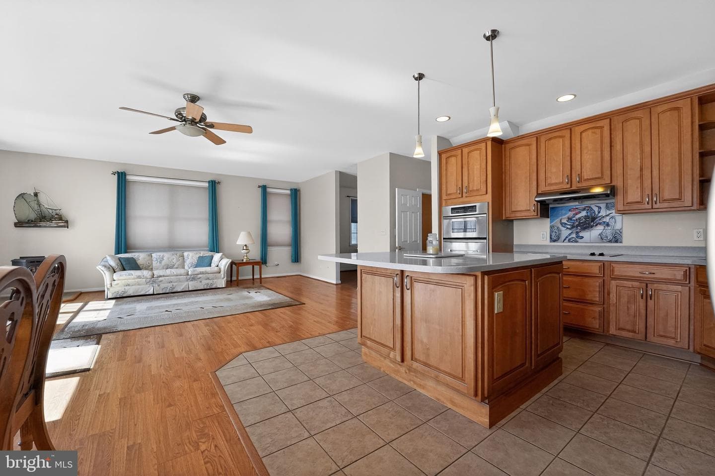 1347 S Seneca Road photo 18