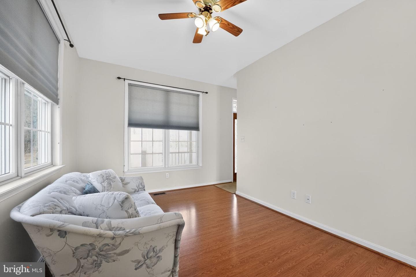 1347 S Seneca Road photo 24