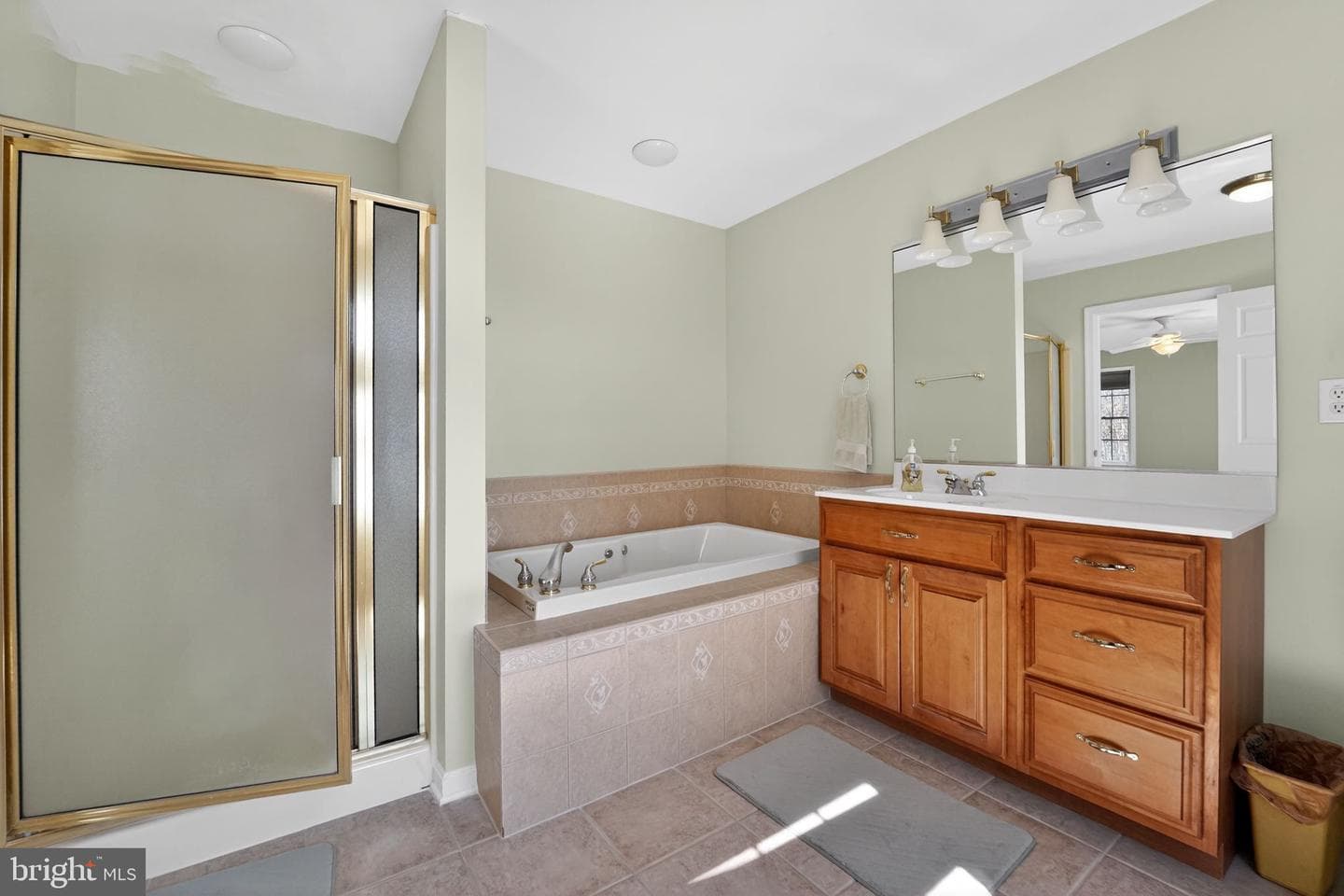 1347 S Seneca Road photo 37