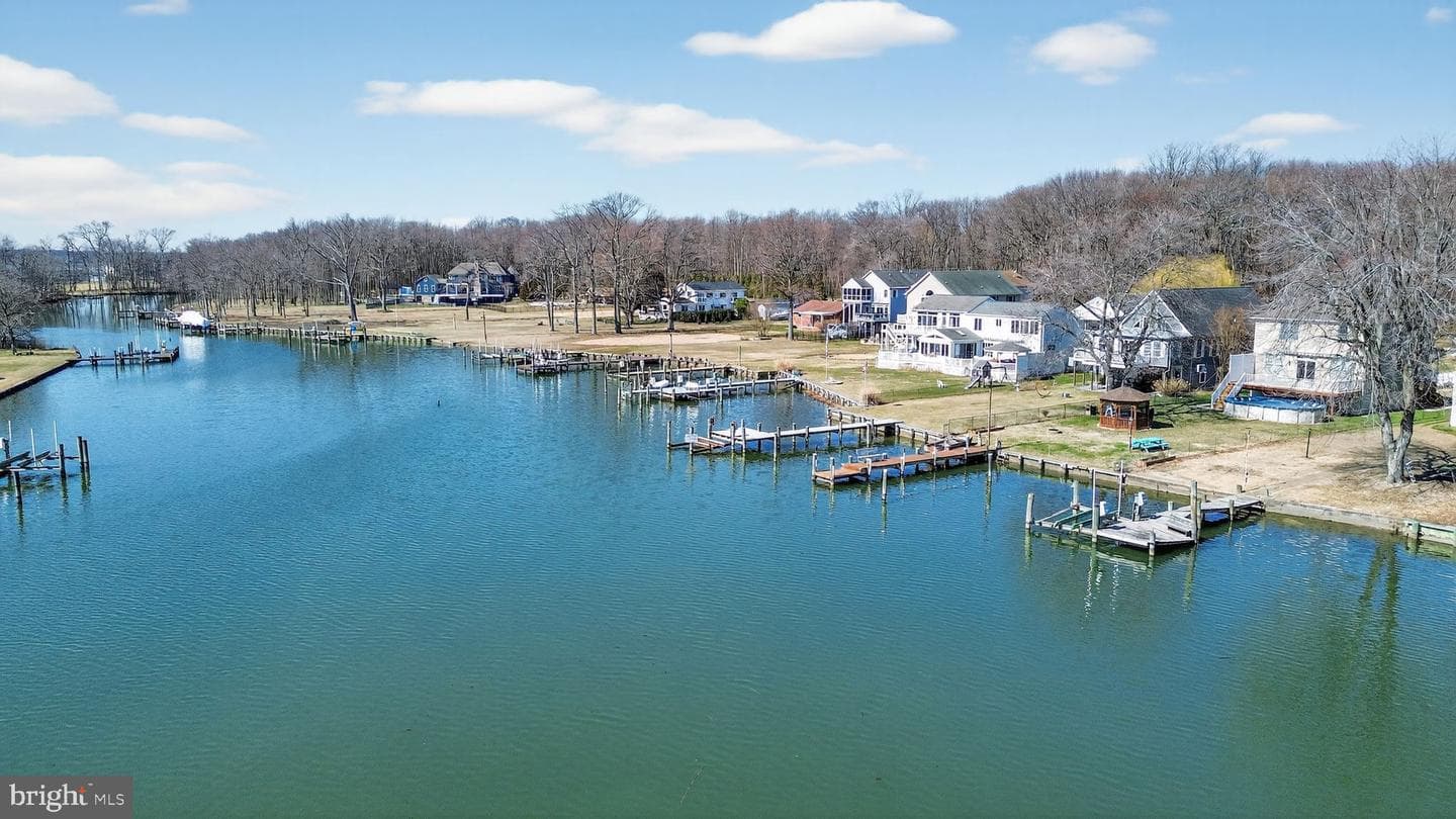 1347 S Seneca Road photo 5