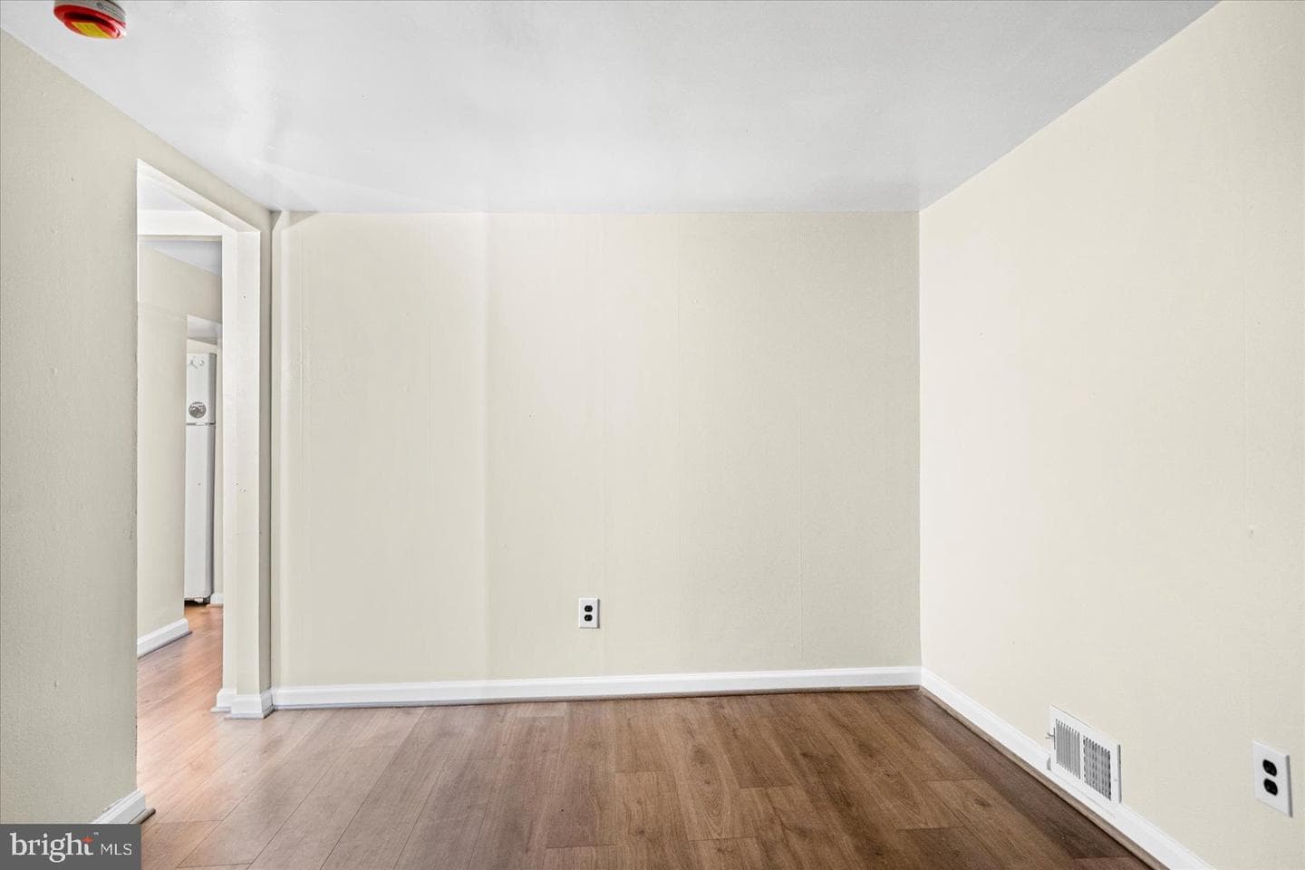 3621 Clifmar Road photo 8