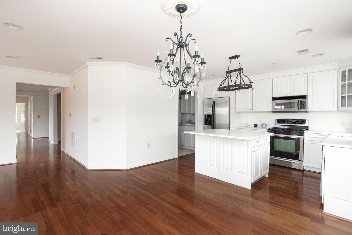 12251 Roundwood #508 photo 2