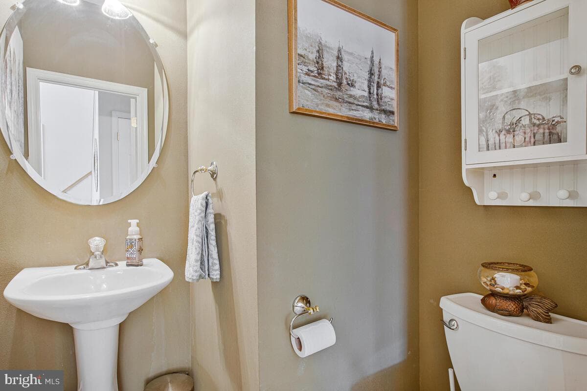 11617 Philadelphia Road photo 23