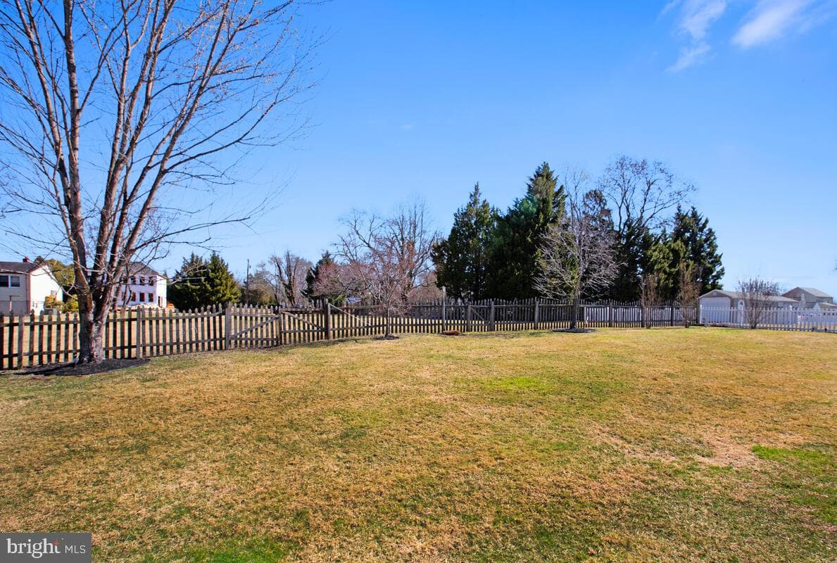 11617 Philadelphia Road photo 50