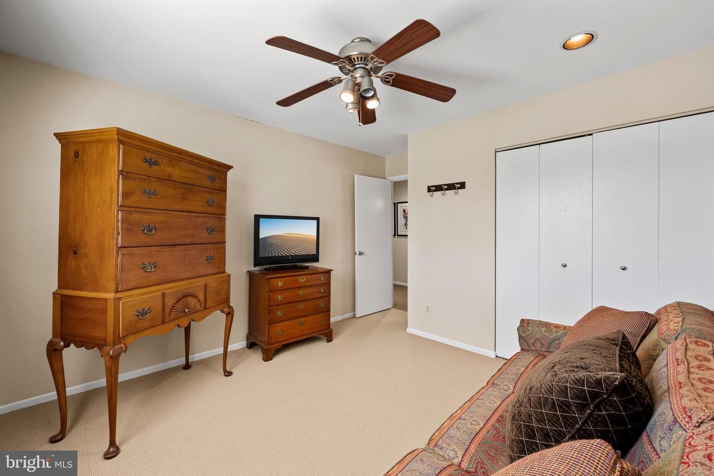 12128 Velvet Hill Drive photo 37