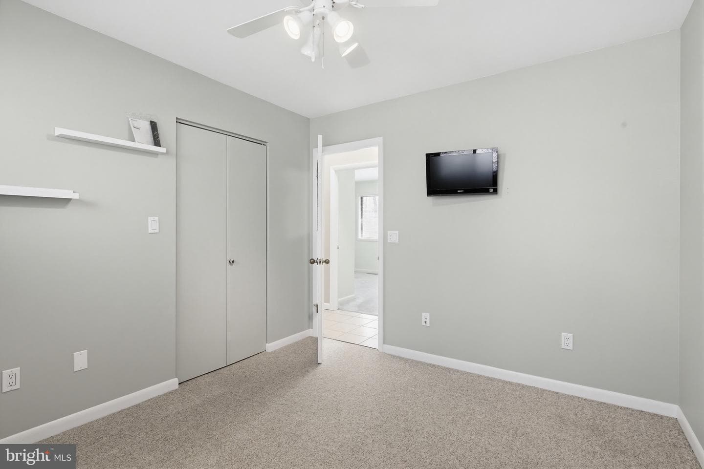 4 Chellis Court photo 27