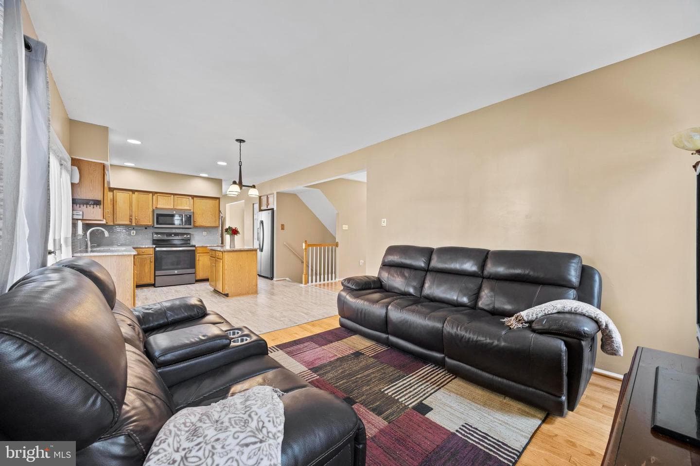 9046 Tarpleys Circle photo 8