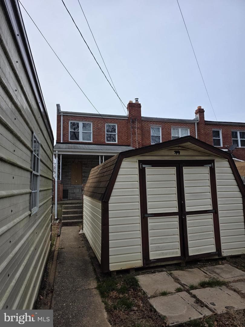 301 Endsleigh Avenue photo 11