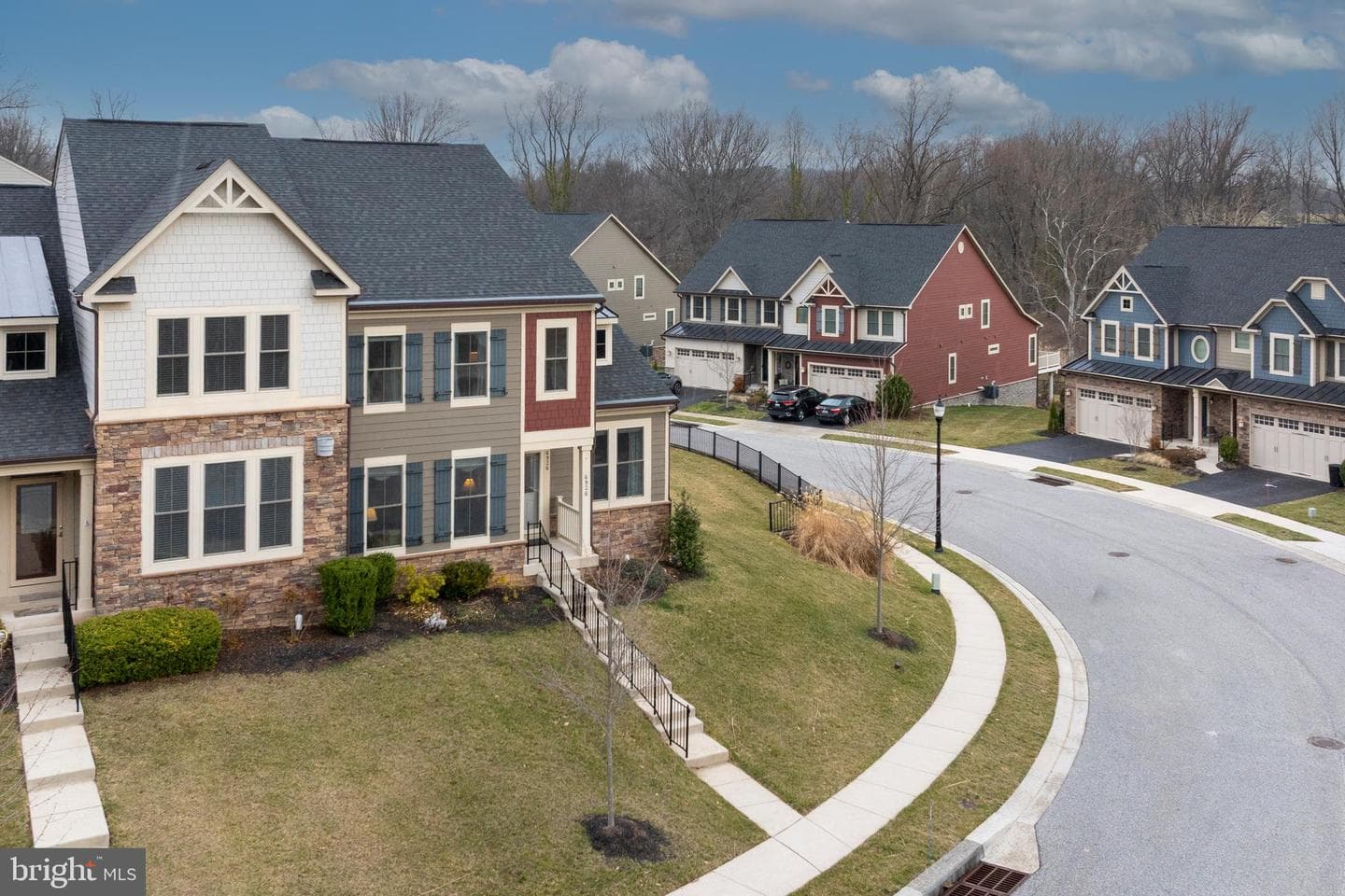 6926 Summit Circle photo 4