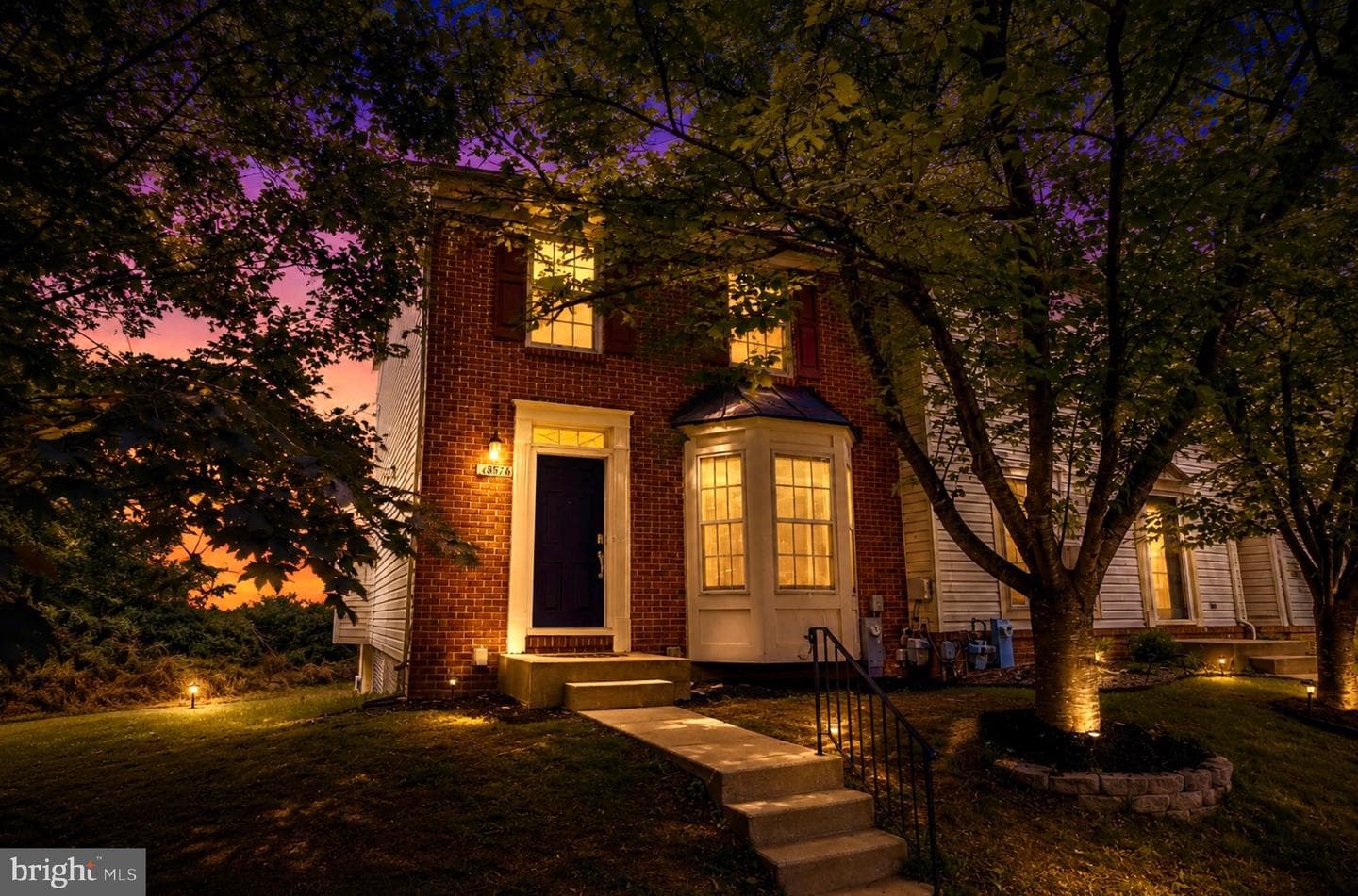 4816 Wainwright photo 4