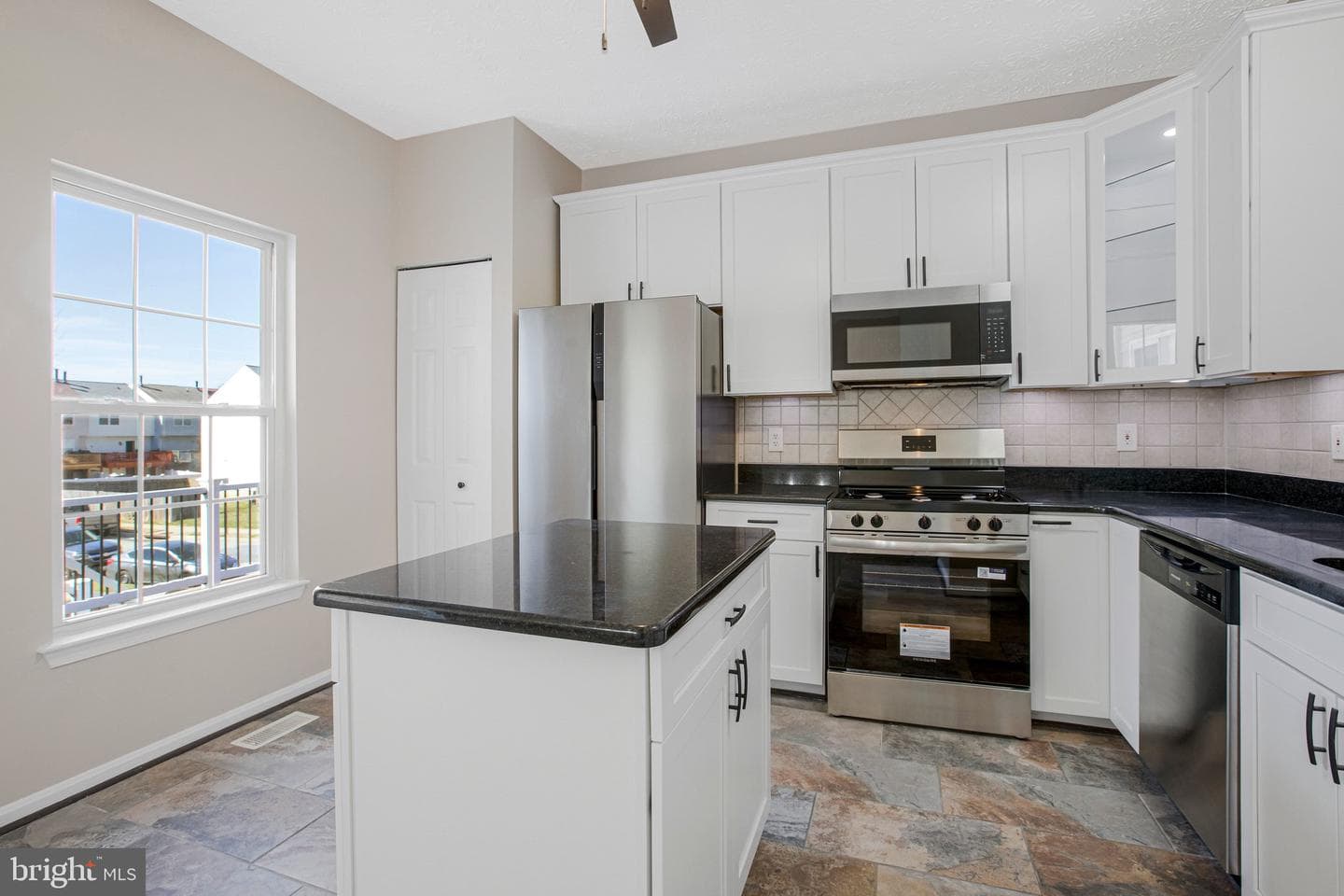 1 Bellhurst Way photo 16