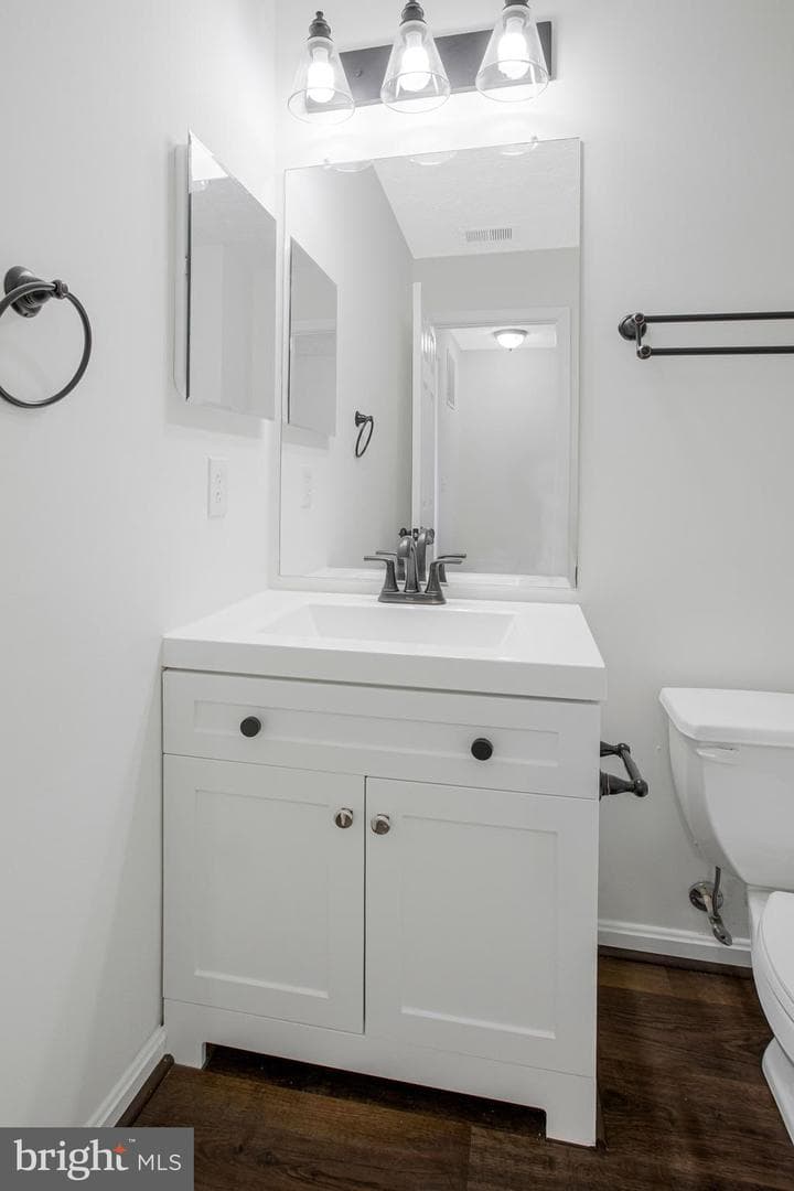 1 Bellhurst Way photo 31