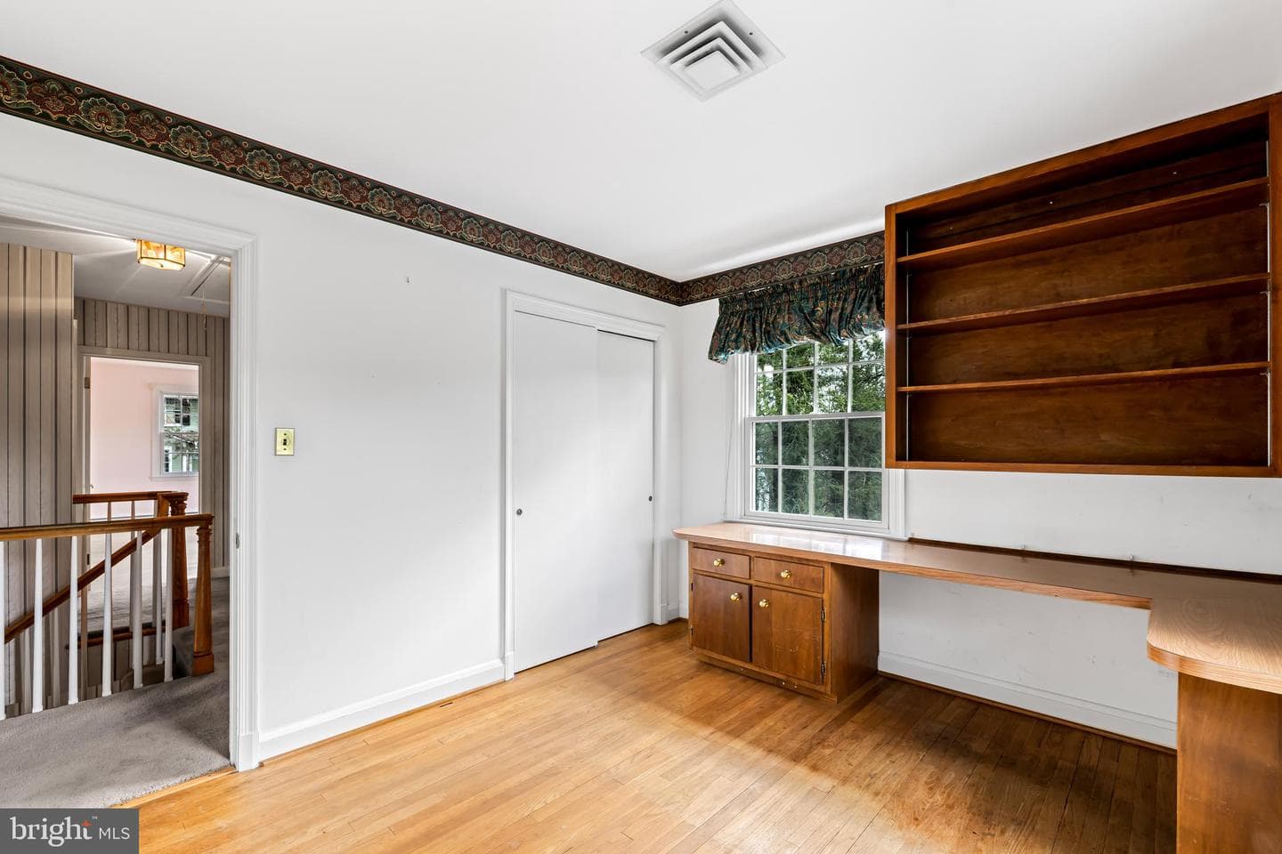1607 Ruxton Road photo 39