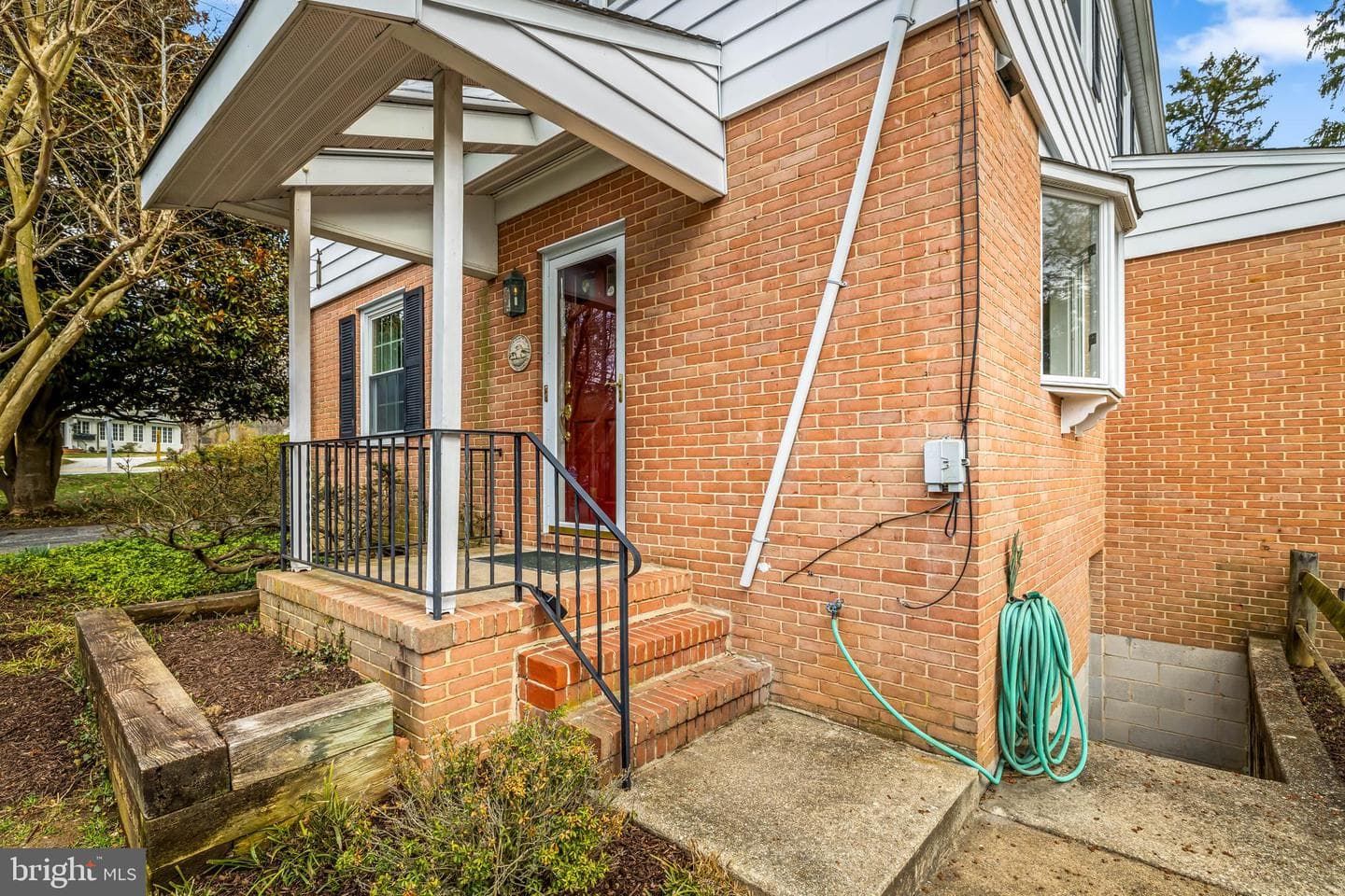 1607 Ruxton Road photo 46