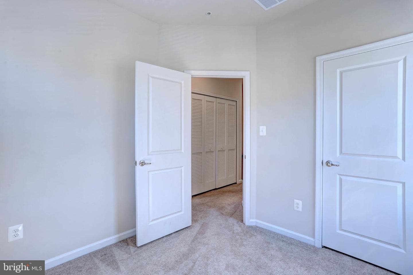 1811 Wind Gate Road photo 16