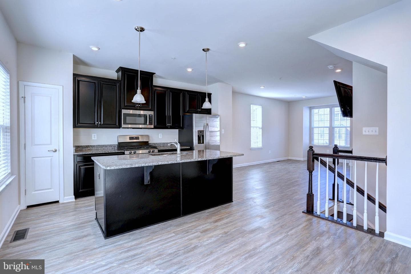 1811 Wind Gate Road photo 37
