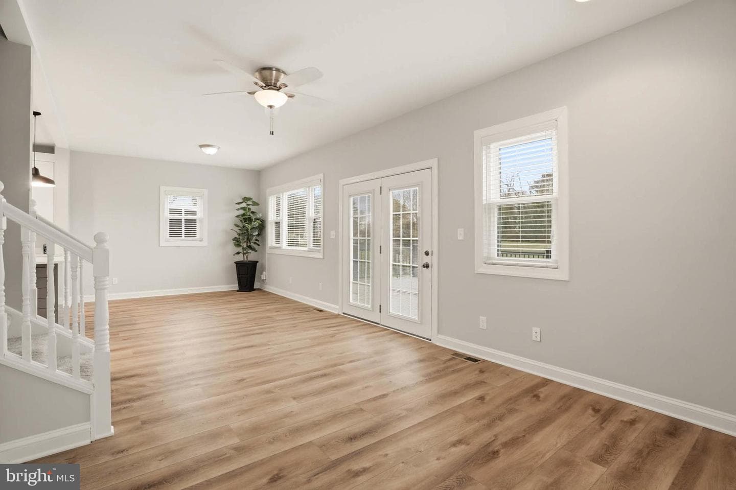 6108 Shady Spring Avenue photo 32