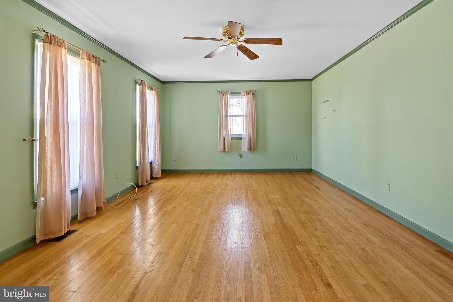 15705 Hanover Pike photo 3