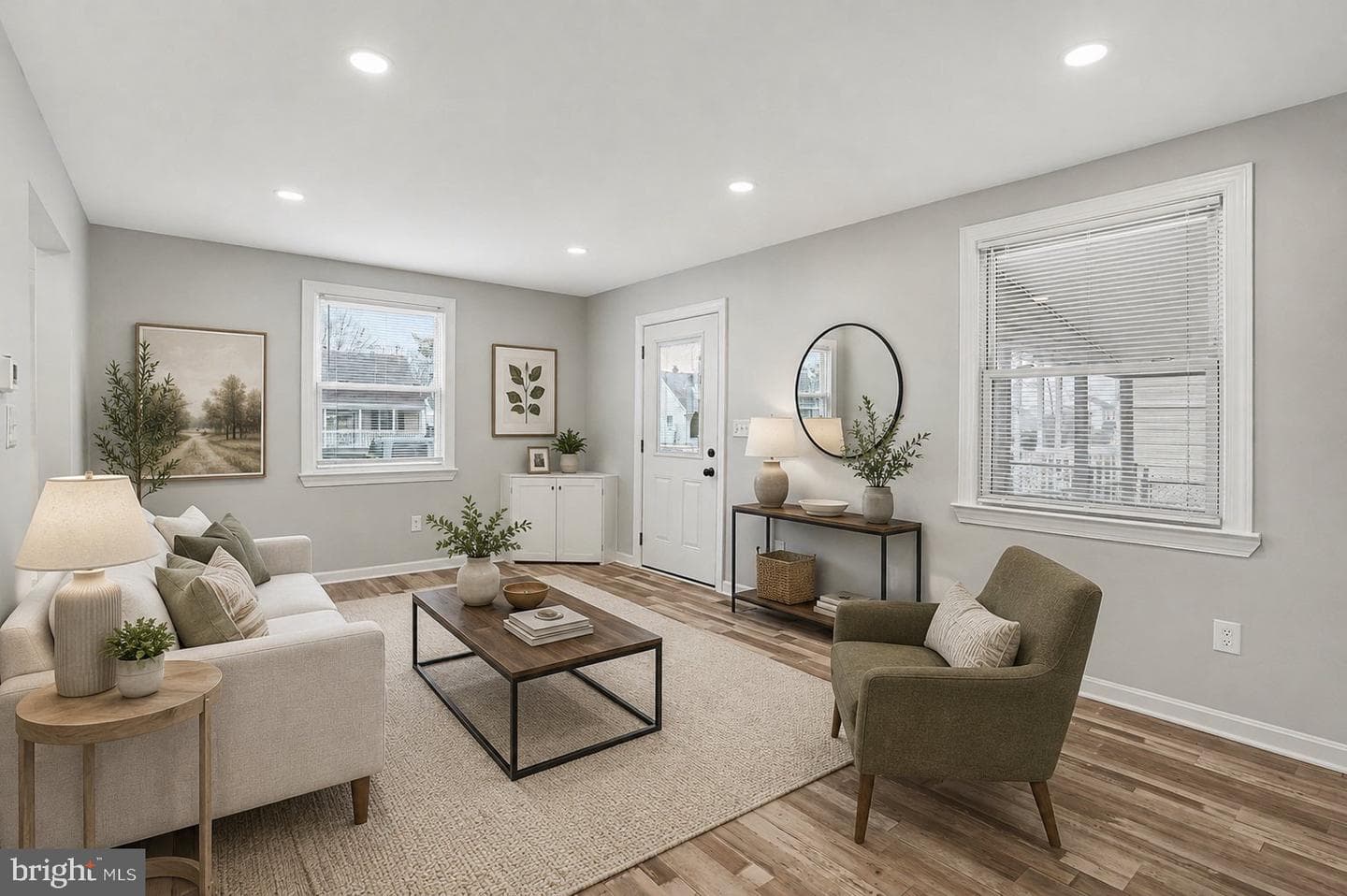 3129 Yorkway photo 8