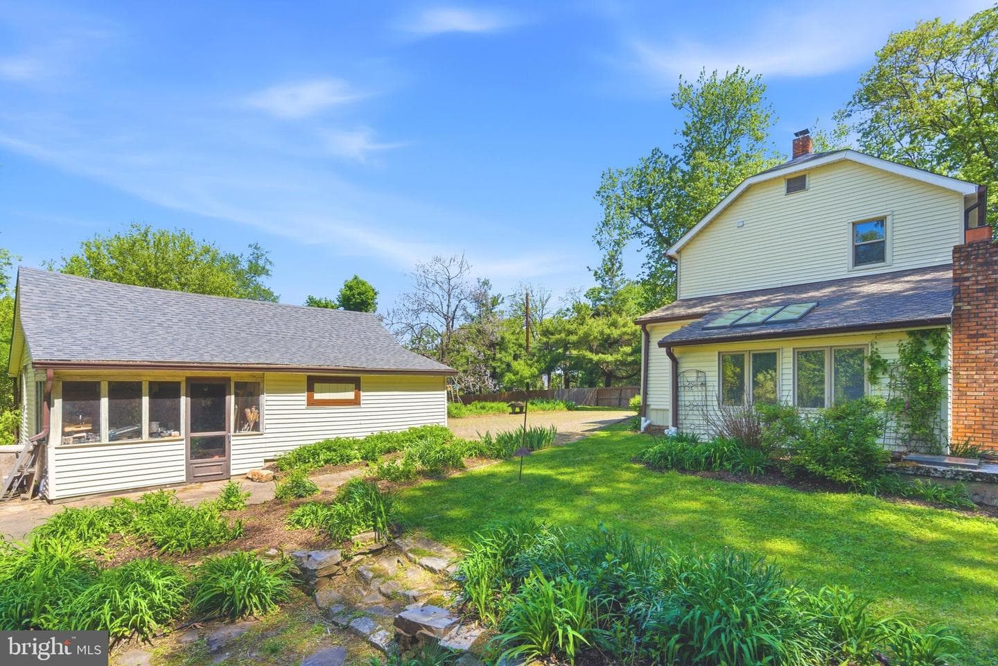 12230 Greenspring Avenue photo 24
