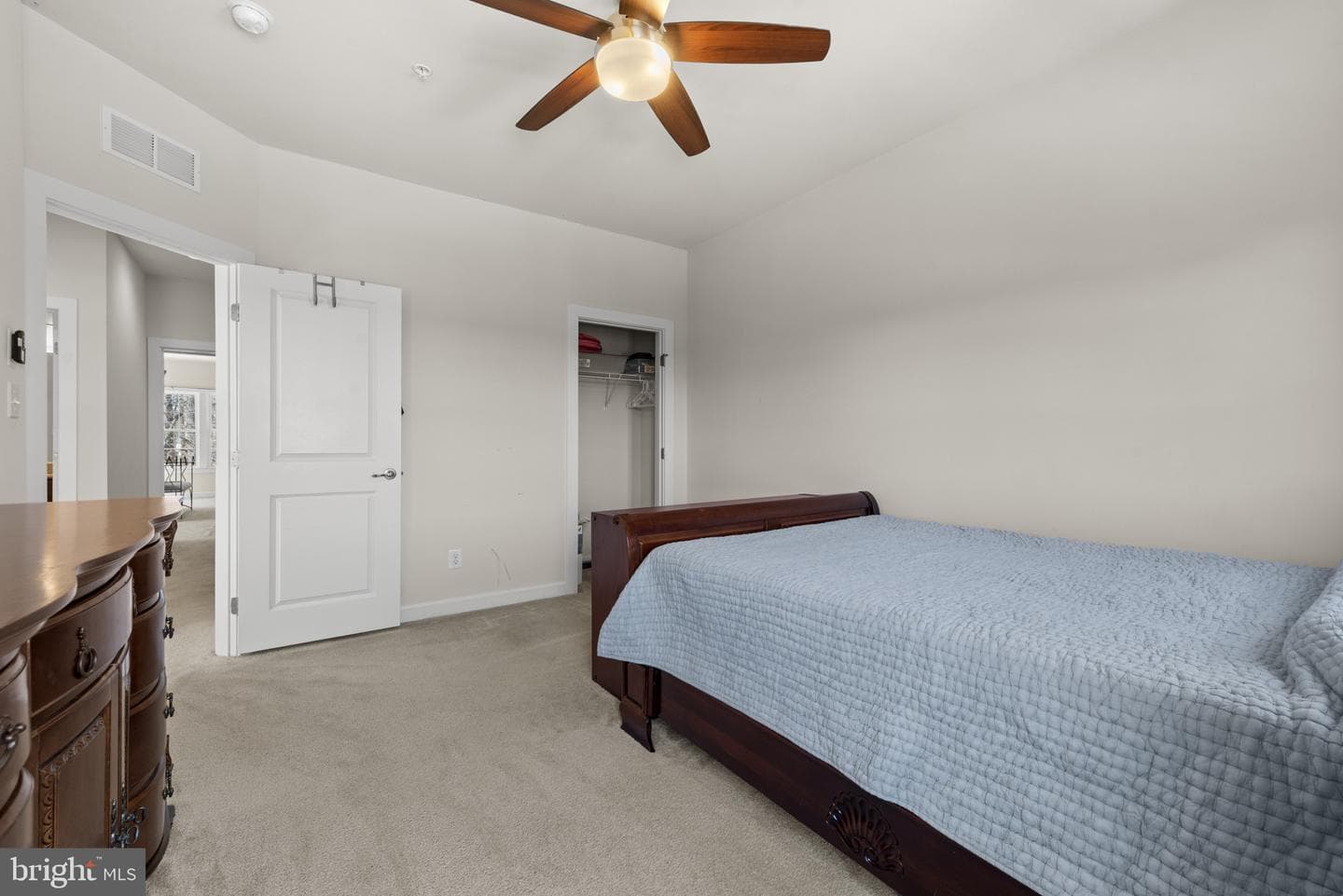 8700 Springvale Drive photo 22