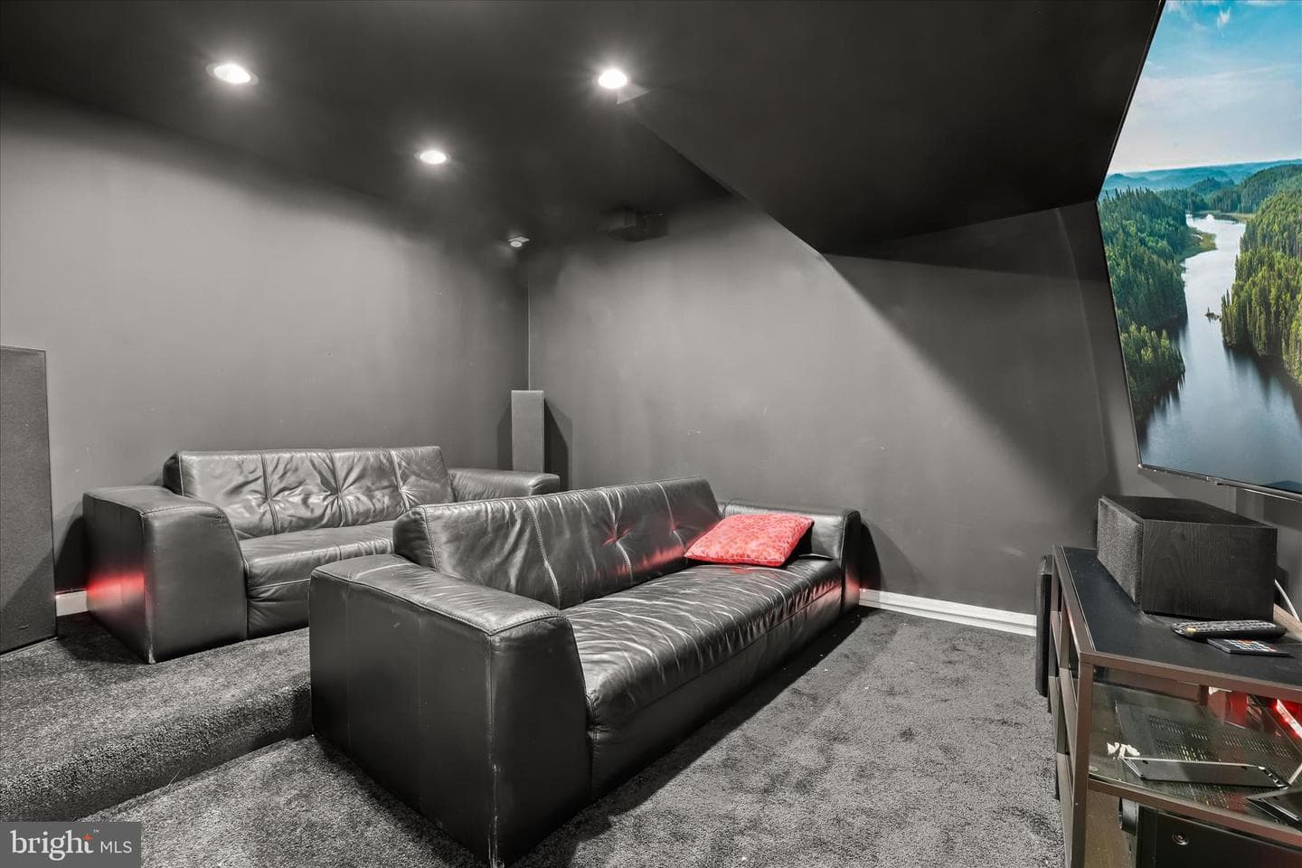 2102 Highland Ridge Drive photo 64