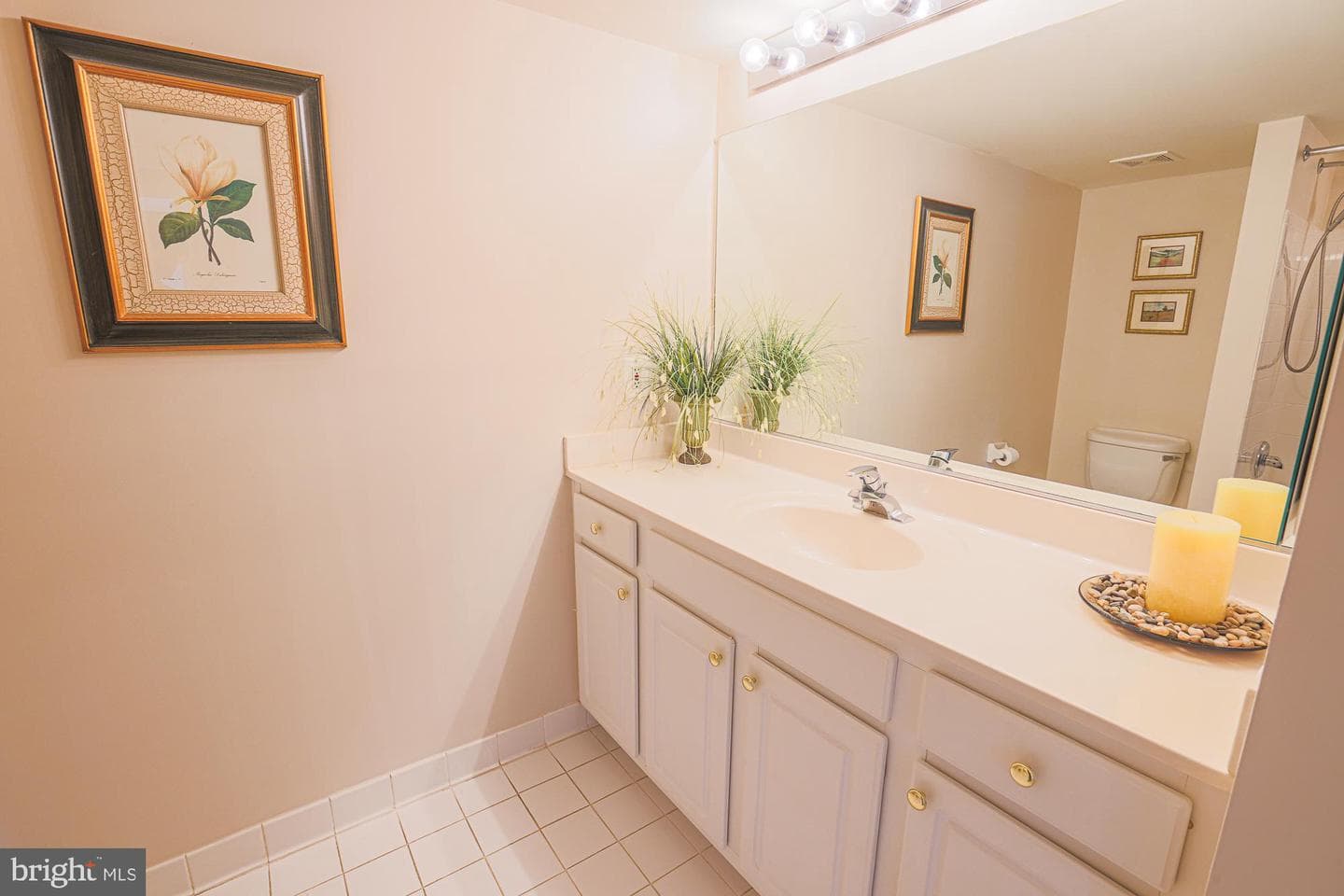 600 Straffan #405 photo 36