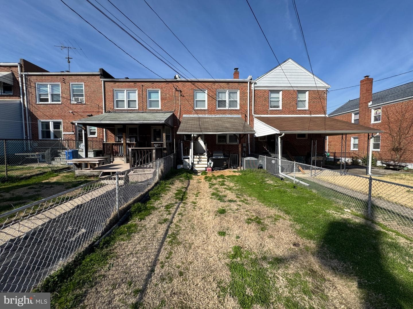 7449 Lawrence Road photo 6