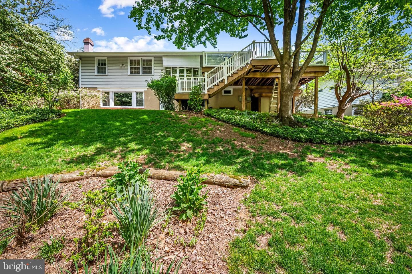 101 Daleview Court photo 5