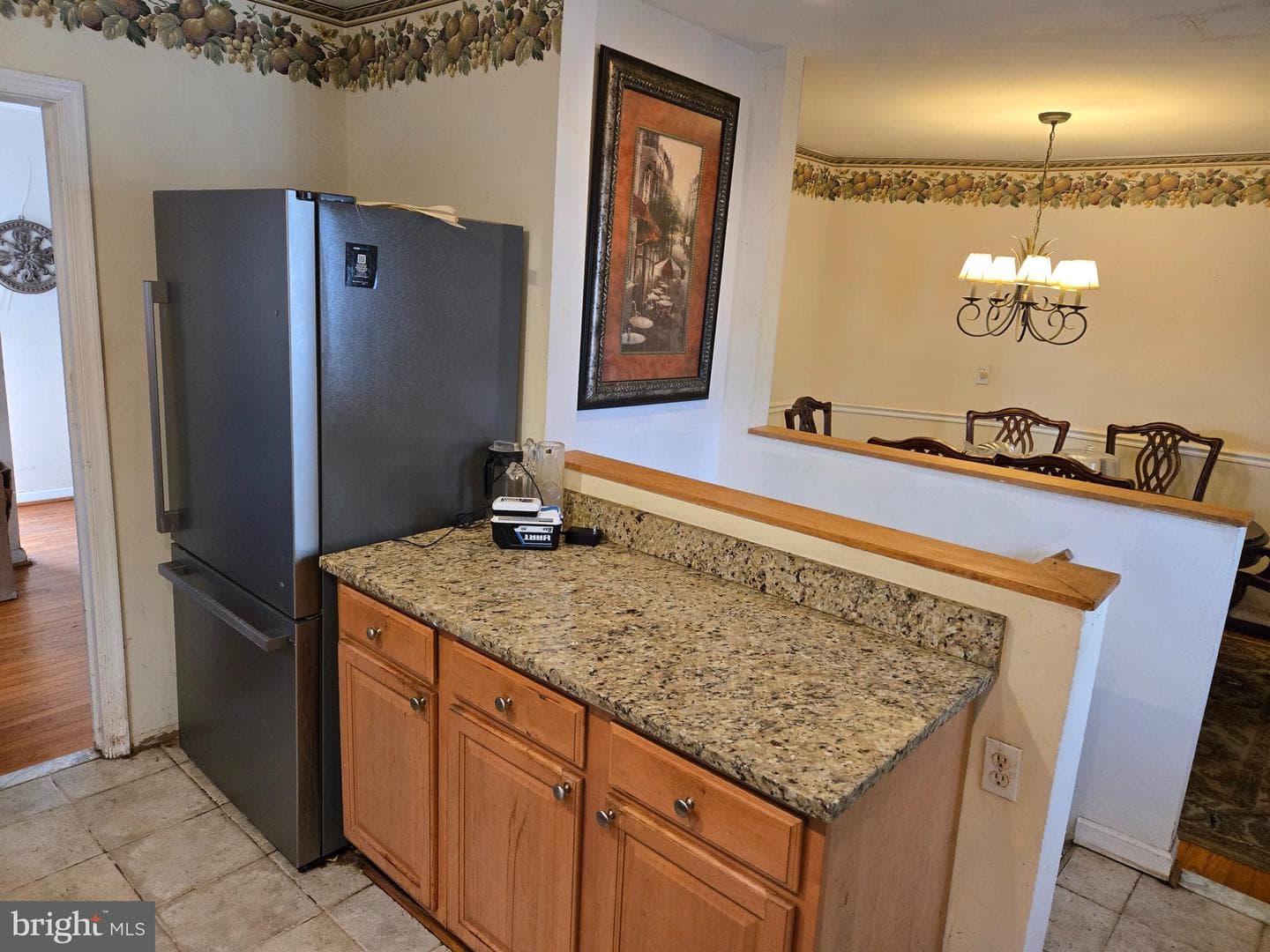 3661 Clifmar Road photo 5