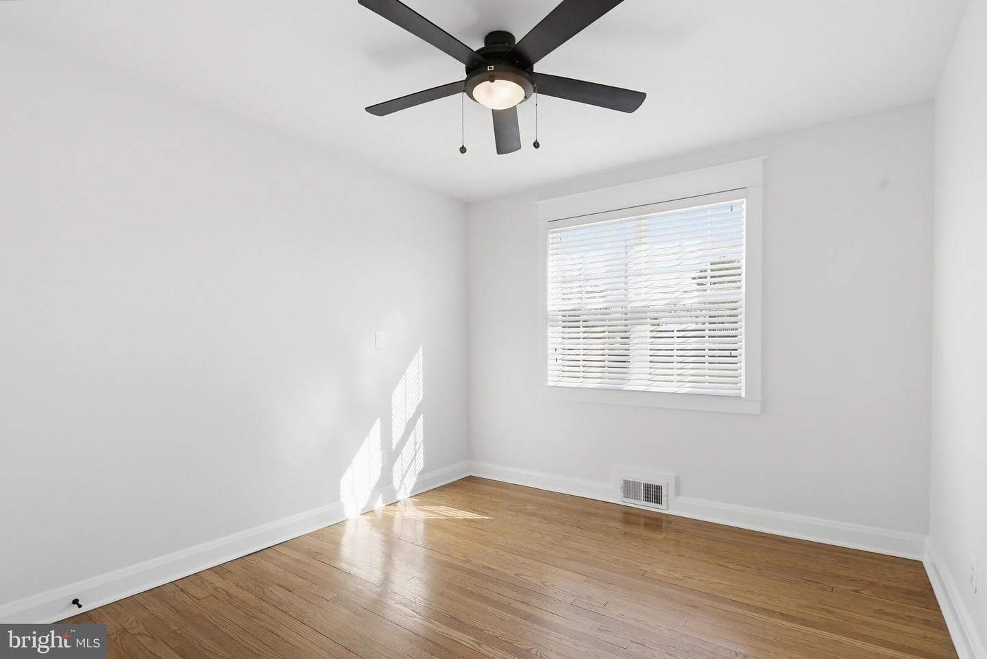 2107 Edmondson Avenue photo 19