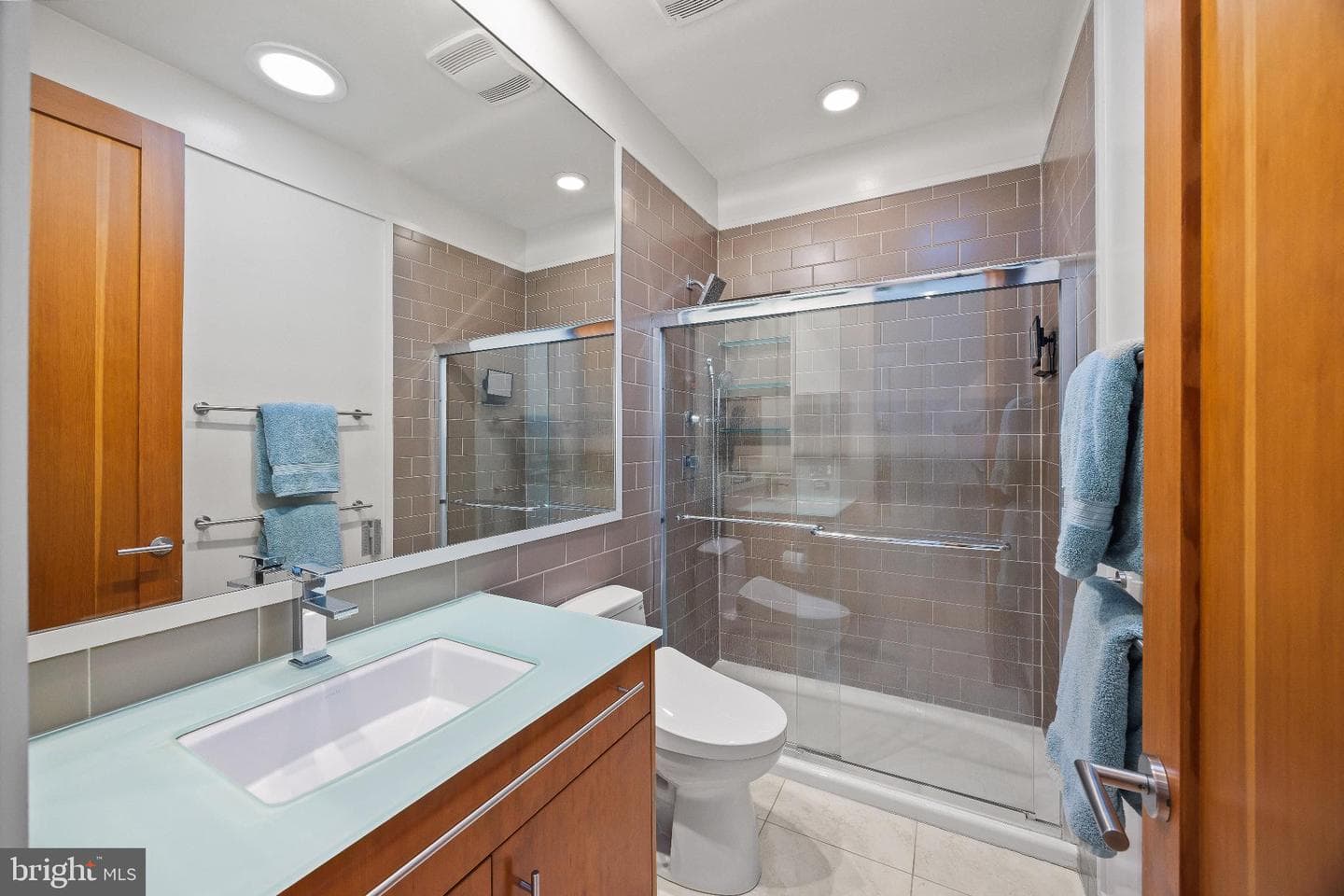 2923 Woodvalley Drive photo 40