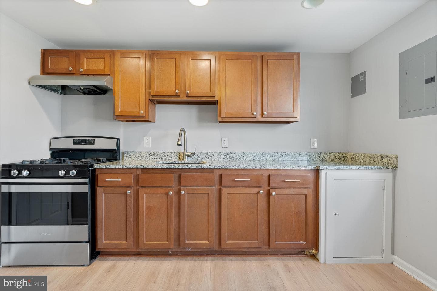 801 Seckel Court photo 6