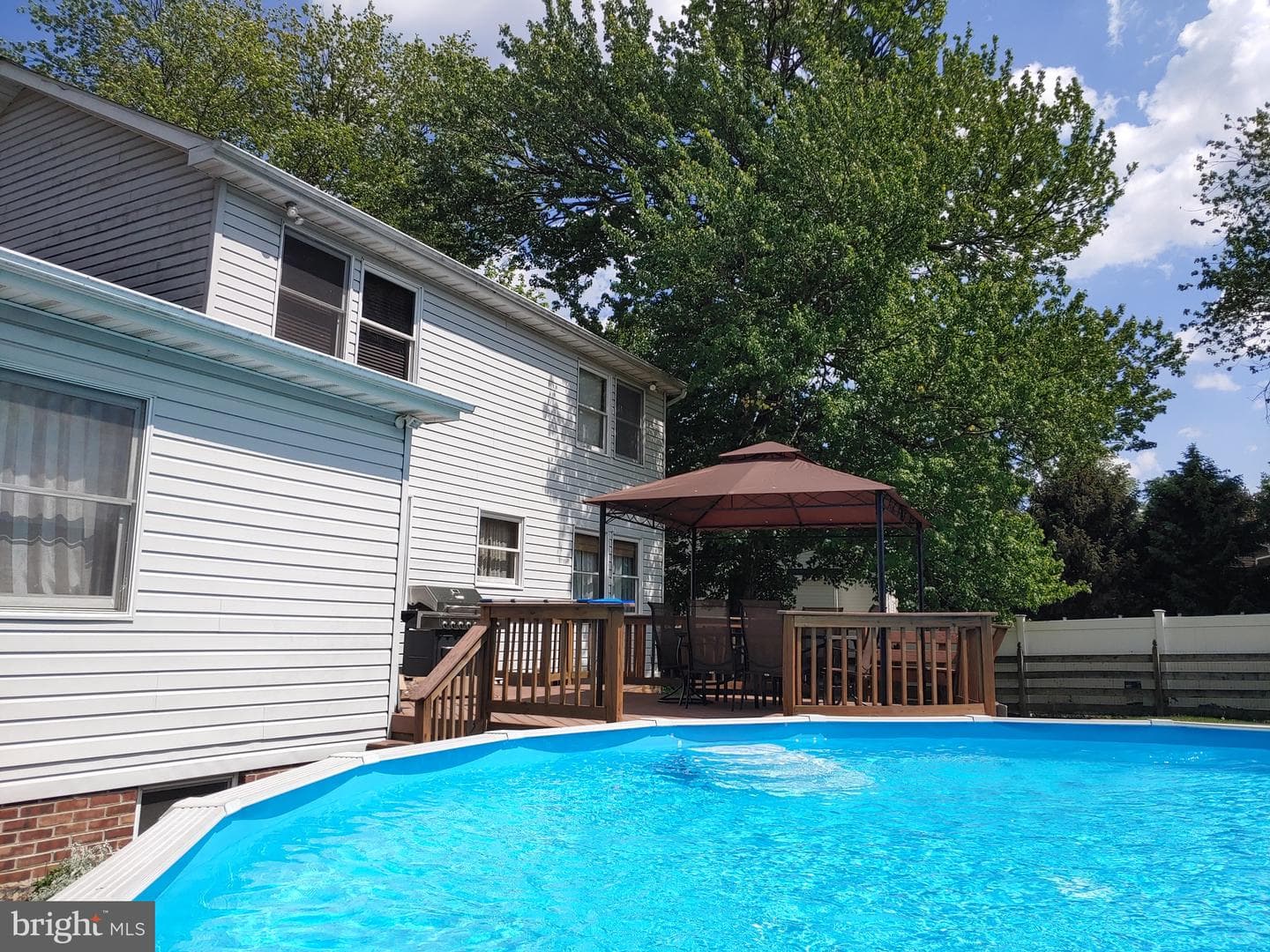 212 New Avenue photo 42