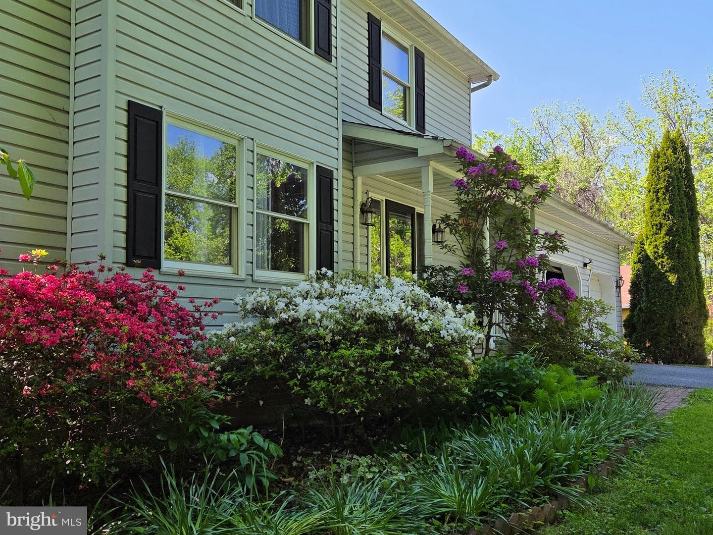 212 New Avenue photo 47