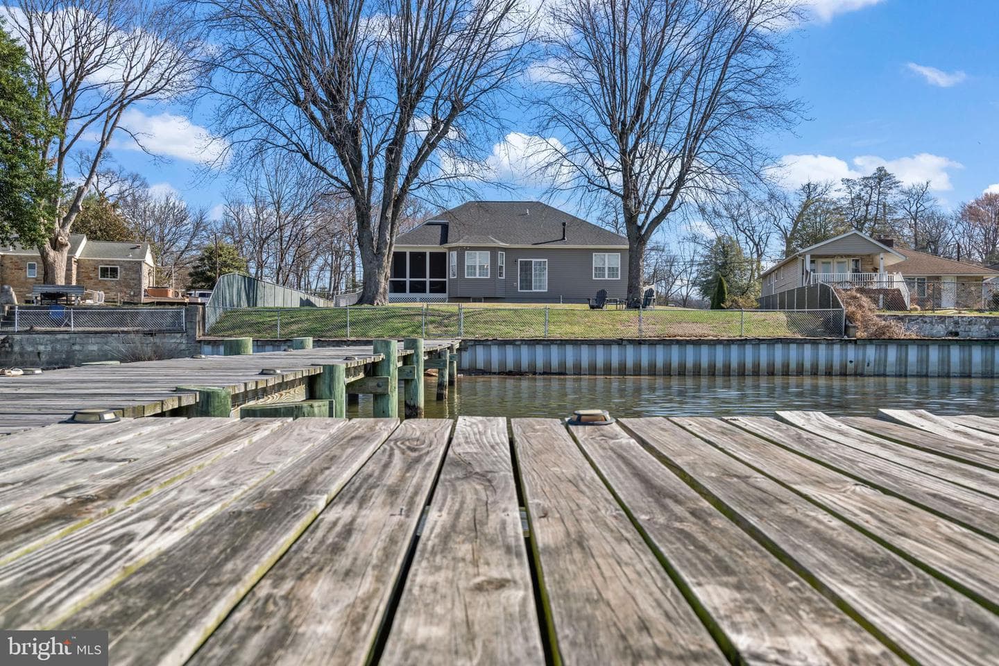 712 Riverside Drive photo 90