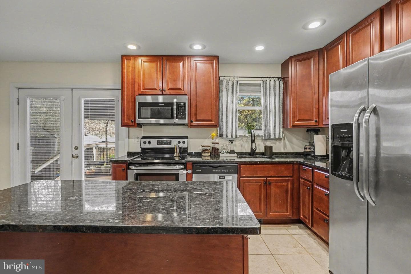 9120 Summer Park Drive photo 10