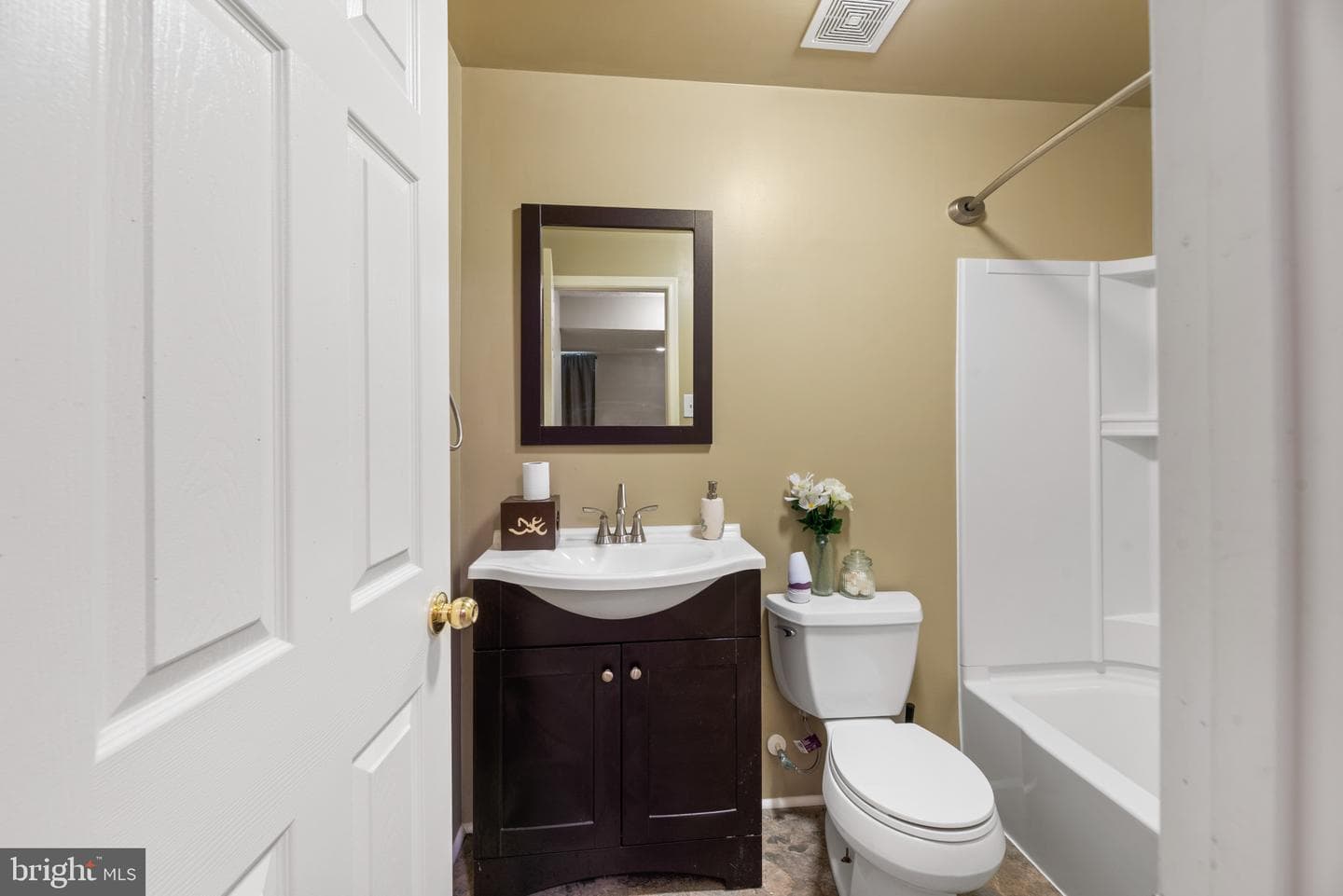 710 Luke Road photo 19