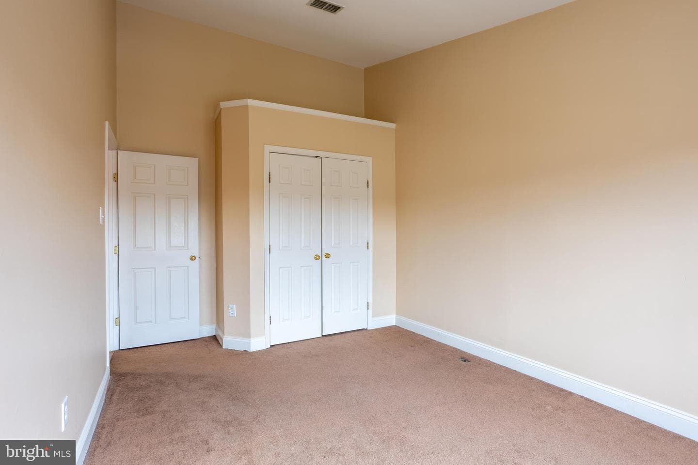 9218 Owings Choice Court photo 16