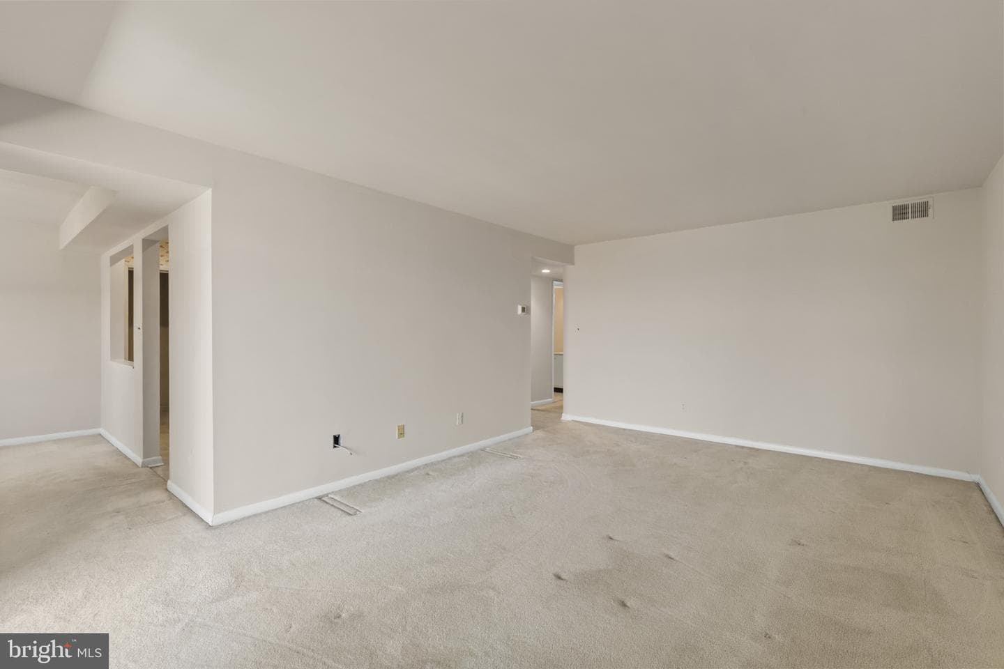 6 Gurteen Court #301 photo 6