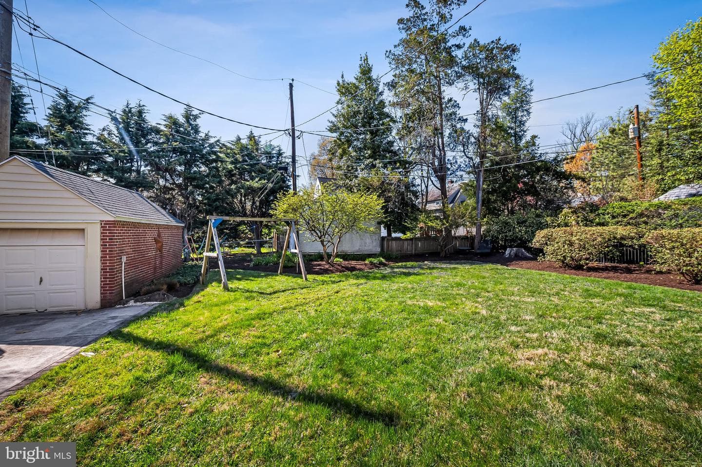 6900 Avondale Road photo 16