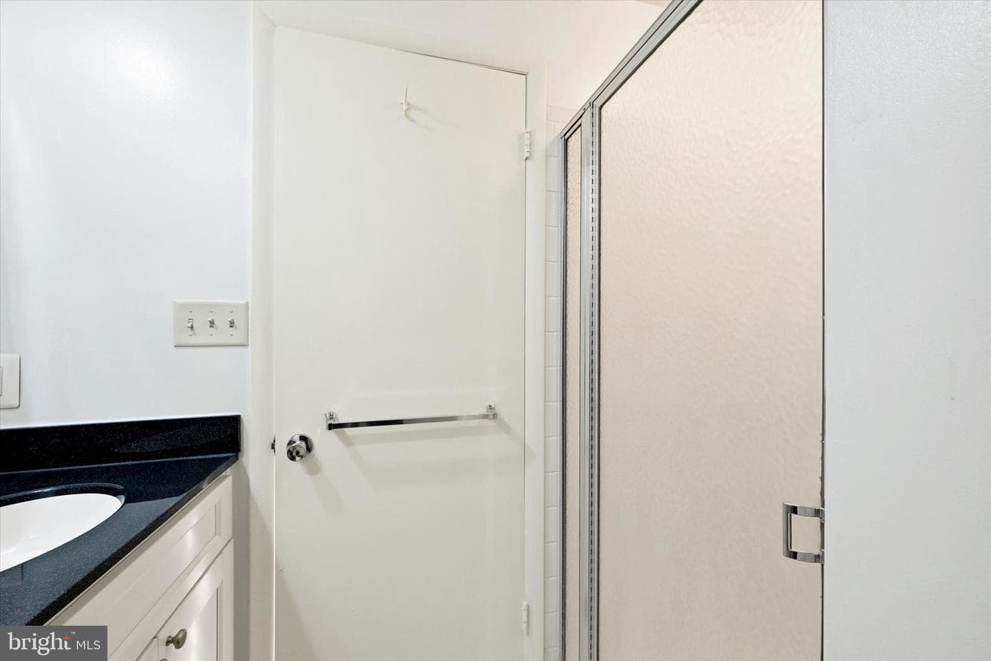 2 Elphin Court #202 photo 21
