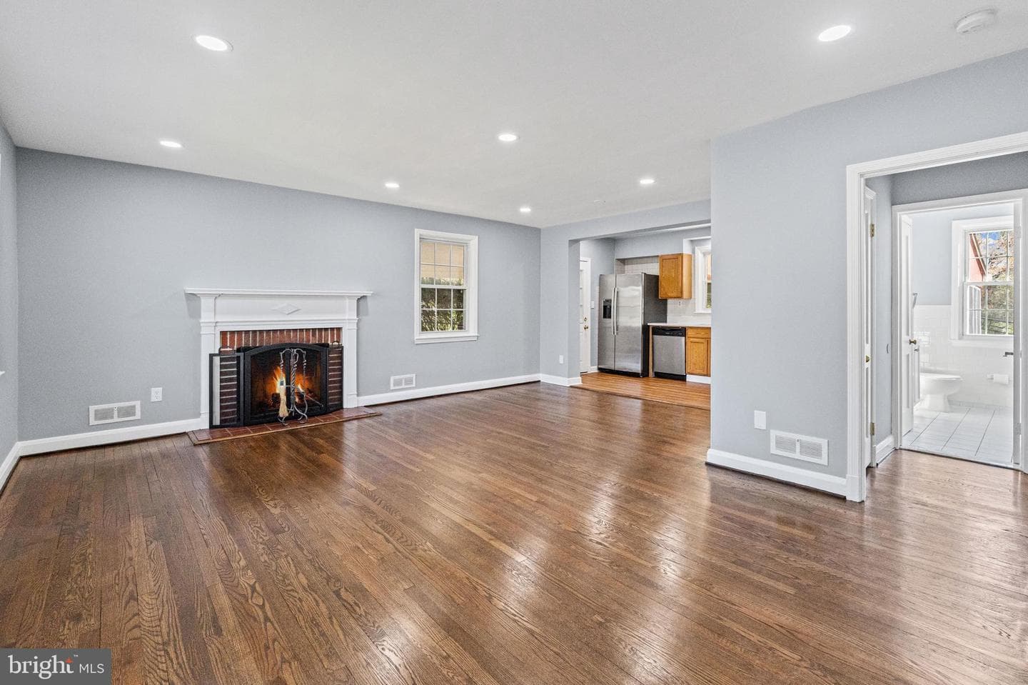 1413 Glendale Road photo 4