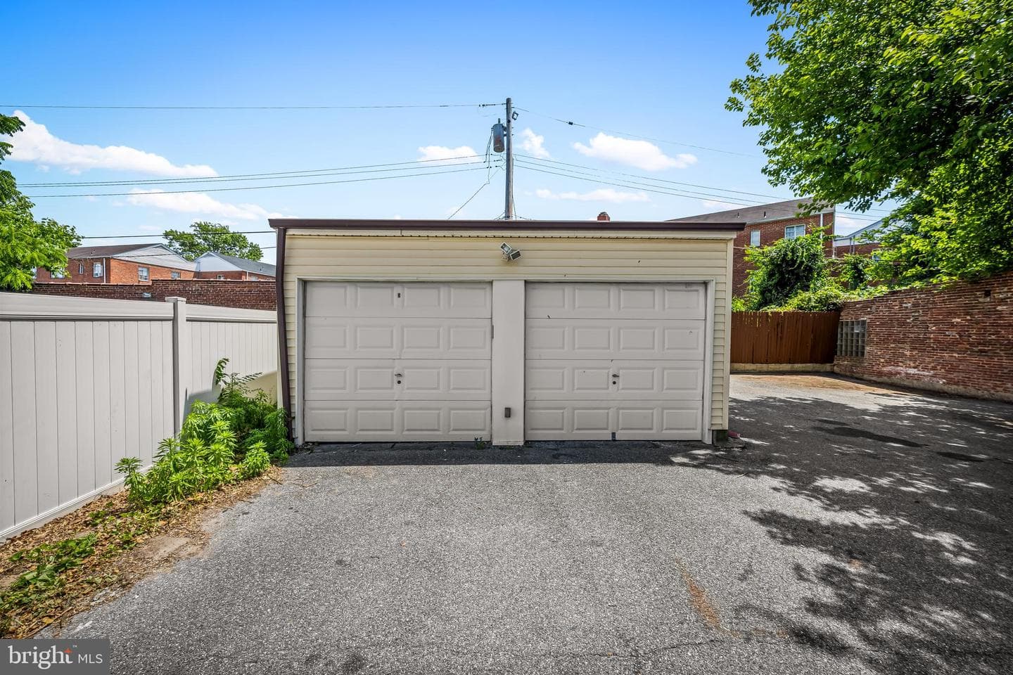 4409 Wilkens Avenue photo 39