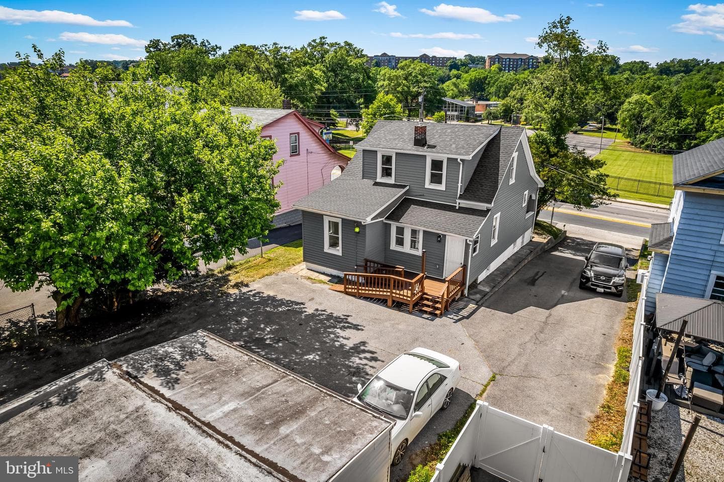 4409 Wilkens Avenue photo 40