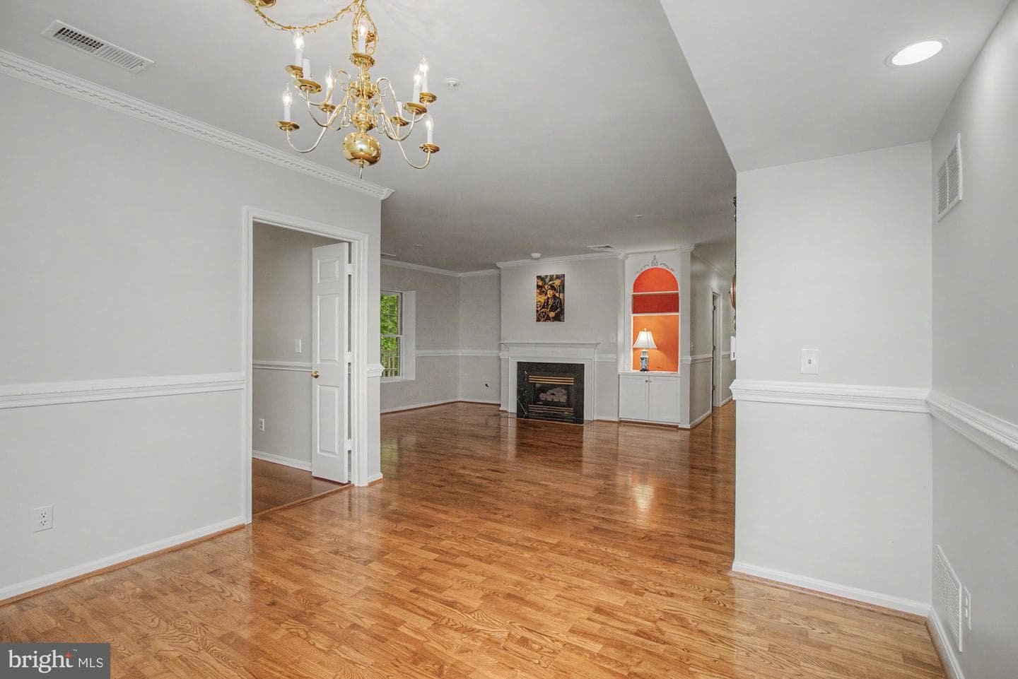 210 Belmont Forest Court #306 photo 18