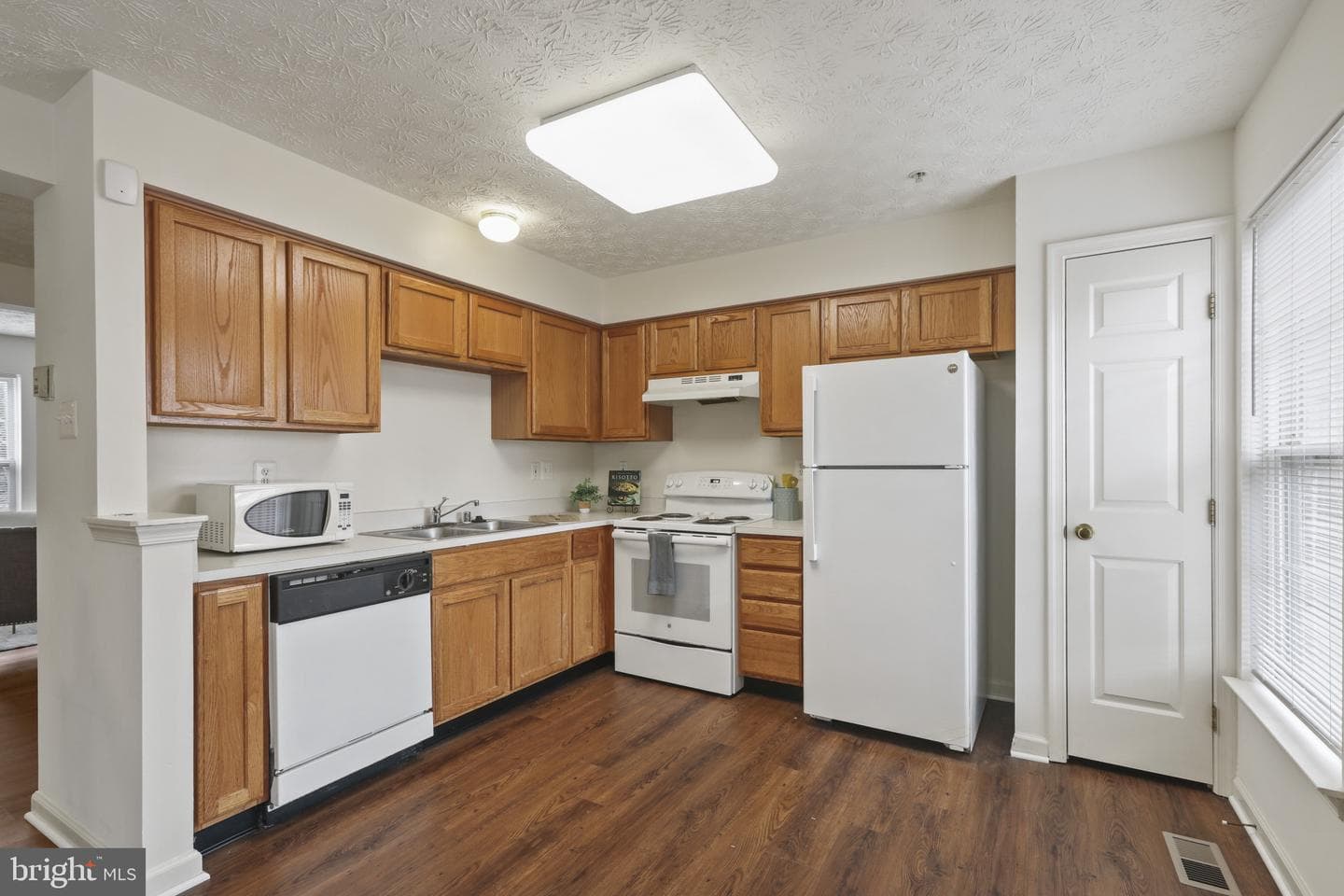 5209 Abbeywood Court photo 8