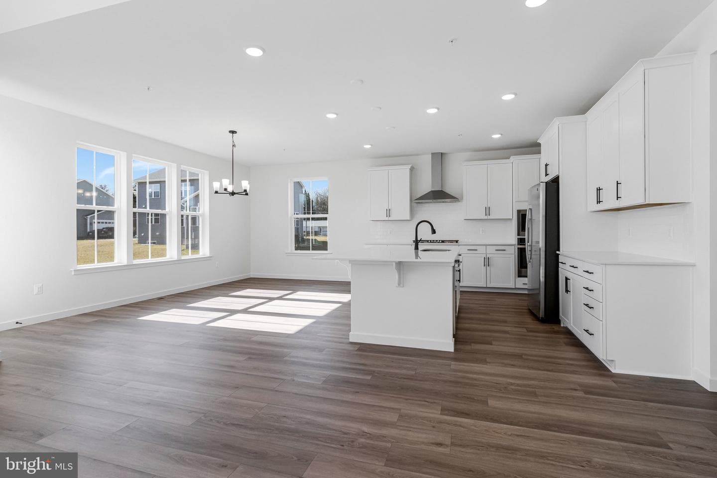 917 Honeyflower Drive photo 10
